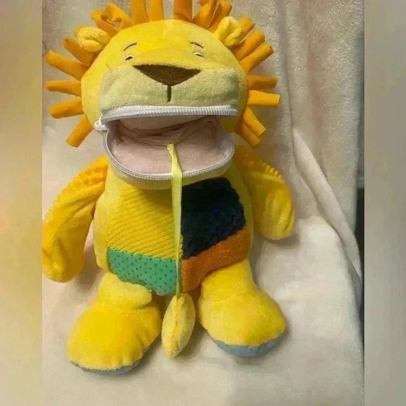 Animal Adventure Zippydude Multi-Sensory Fidget Friends Lion   NWOT ages 3+ - Picture 1 of 8